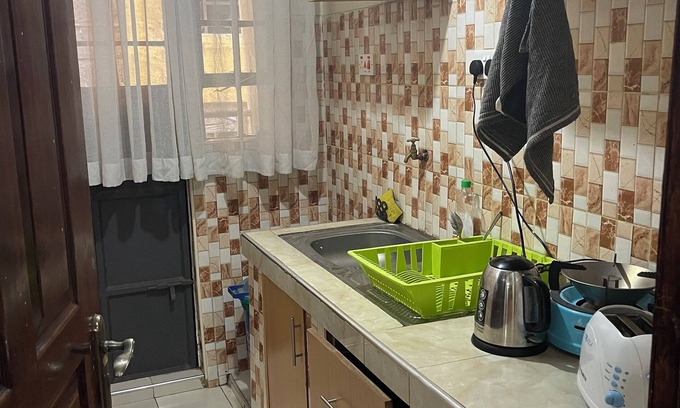 Mlolongo Apartment | The Ultimate Stopover Spot: Recharge and Refuel, with access to gym
