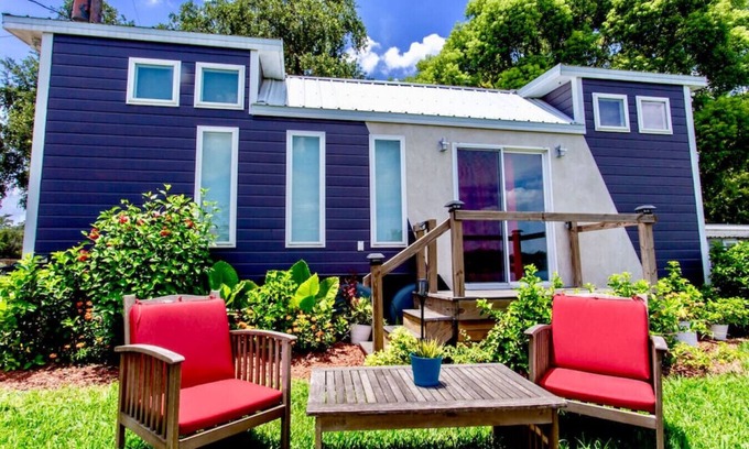 Northwest Orlando House | The Universal · The Universal