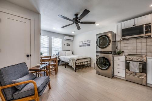 Denton Apartment | The Vanderbilt Mansion Apt 8 Near Downtown & TWU