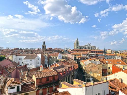 Leon City Centre Apartment | The View - Apartamento reformado con vistas a la Catedral - leonapartamentos