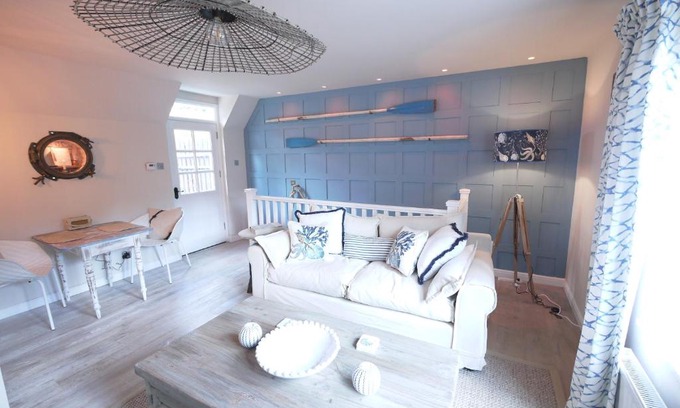 Lower Largo House | The Wee Blue House, East Neuk
