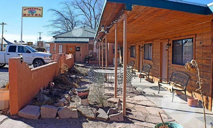 Magdalena Hotel | The Western Motel and RV Park