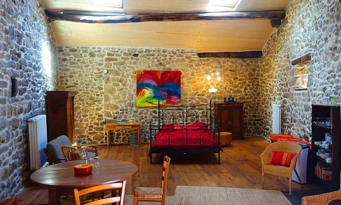 Laboule Apartment | The wild mountains of the Ardèche, gîte in the old barn