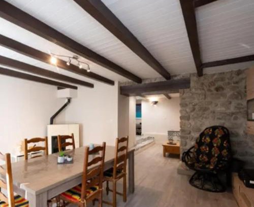 Saint-Fortunat-sur-Eyrieux House | THEODORA