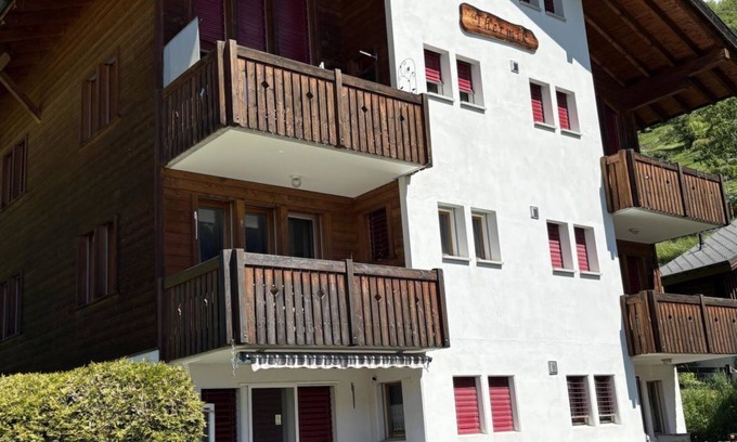 Reckingen Apartment | Thermik 3 1. OG Süd by Interhome