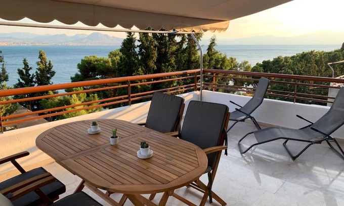 Loutraki-Agioi Theodoroi Apartment | Theta Solutions Coastal Apartment