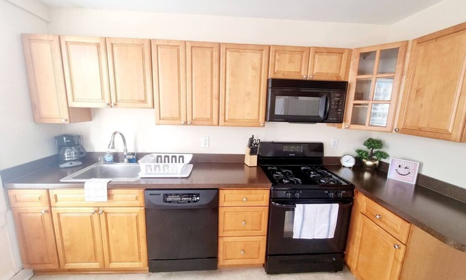 Cheltenham Apartment | This apartment is a 1 bedroom(s), 1 bathrooms, located in Elkins Park, PA.