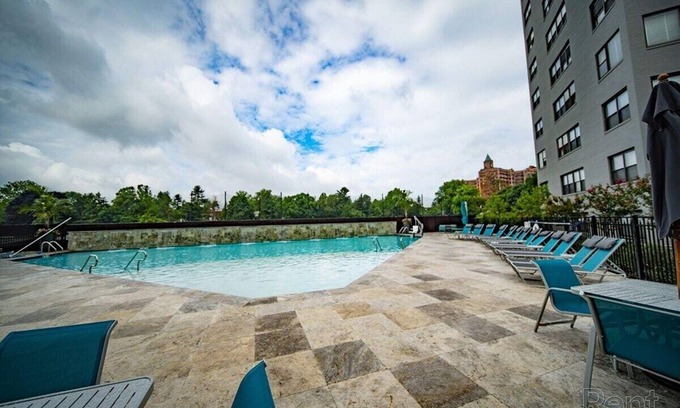 East Falls Apartment | This apartment is a 2 bedroom(s), 1 bathrooms, located in Philadelphia, PA.