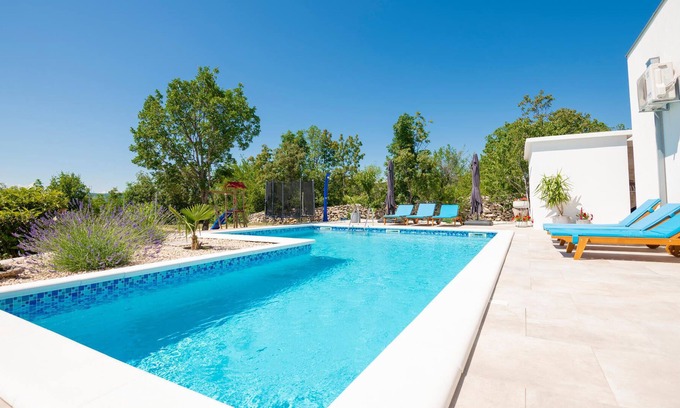 Lovrec House | This beautifully furnished and well-equipped vacation home is located in inland Dalmatia and offers
