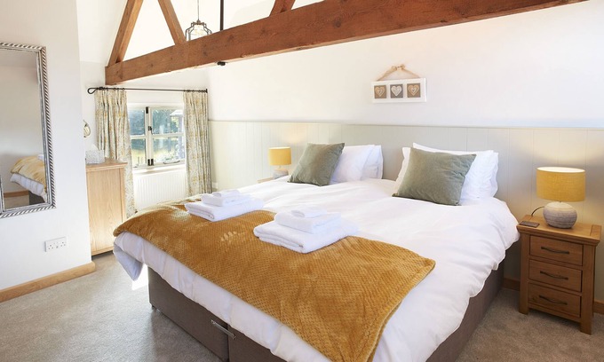 Orleton Cottage | This charming cottage which sleeps two is in the tiny hamlet of Comberton and a haven for walkers or