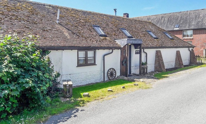 Holworth Cottage | This is the ideal base for discovering and exploring Dorset.