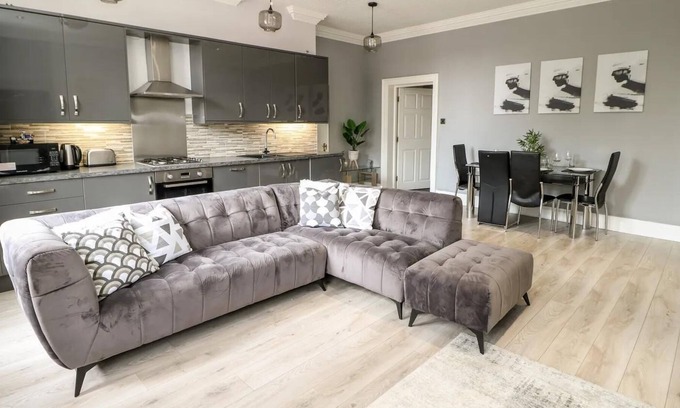 Wakefield Apartment | This serviced apartment is a 1 bedroom(s), 1 bathrooms, located in West Yorkshire, England.