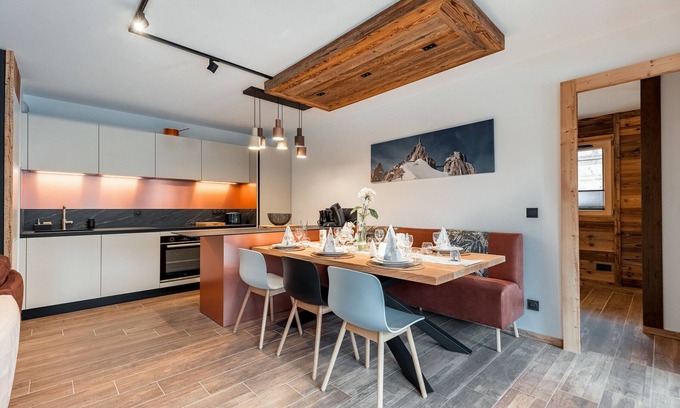 Les Gets Apartment | Thom's apartment - LES GETS: right in the center and at the foot of the slopes