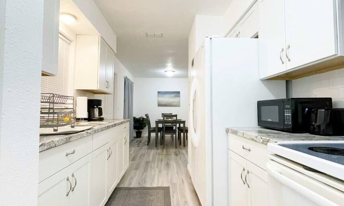 Ocala House | ■Three BDR Home■ Convenient location & Newly Renovated