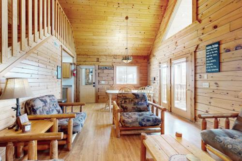 Warrens House | Three Bears Overlook
