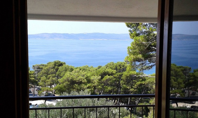 Brela Apartment | Three bedroom apartment with terrace and sea view Brela, Makarska (A-20007-a)