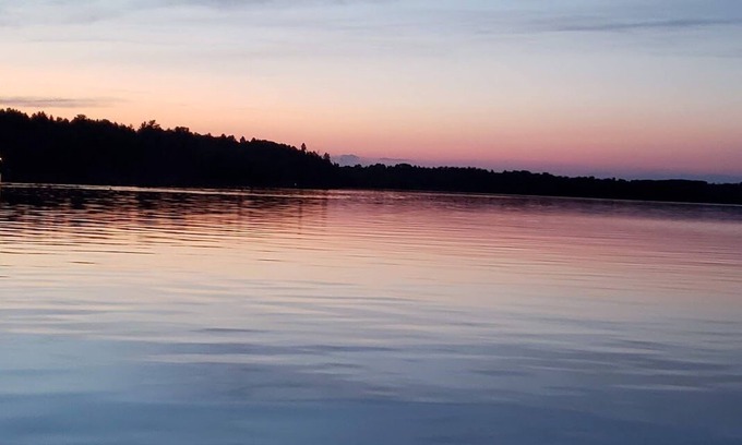 Park Rapids House | Three bedroom hide-a-way with spacious deck over looking Island Lake.
