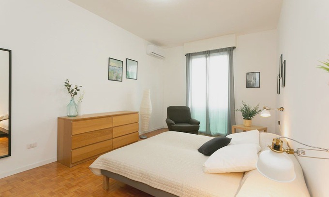 Zona Farini House | Three-room apartment adjacent to the Maciachini metro