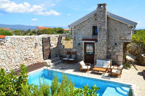 Rudine Villa | Three Sisters, absolutely unique stone houses, 200 m from the beach