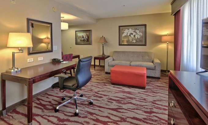 Albuquerque House | Three Spacious Units, Pool, Kitchenette, Shuttle, Breakfast