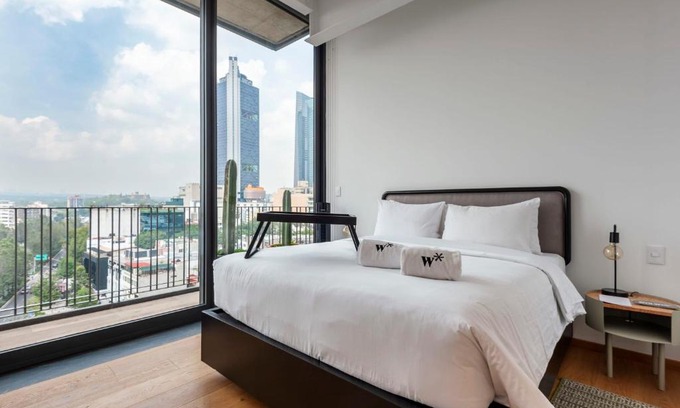 Reforma Apartment | Thrilling 2BR in Cuauhtémoc