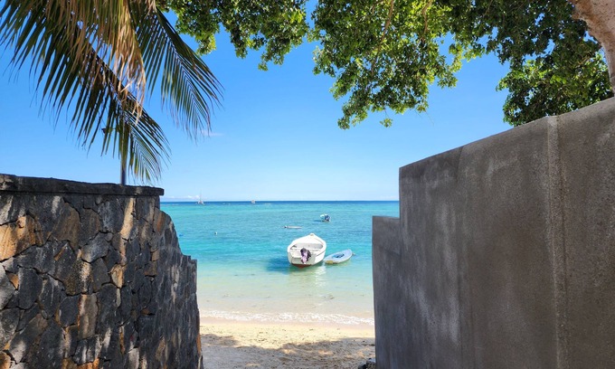La Mivoie House | Ti Lakaz Holiday House - Swimming, Beach and Relaxation