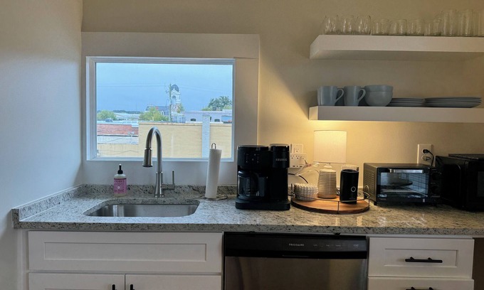 Covington Apartment | Tibbs Upstairs Apartment