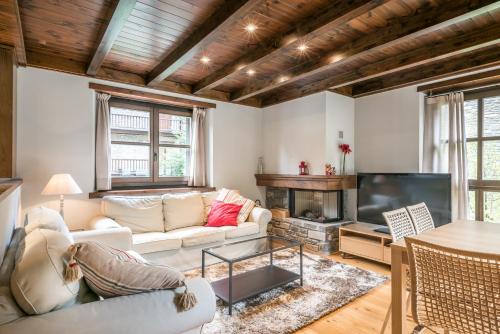 Baqueira Apartment | Ticolet by Totiaran v2