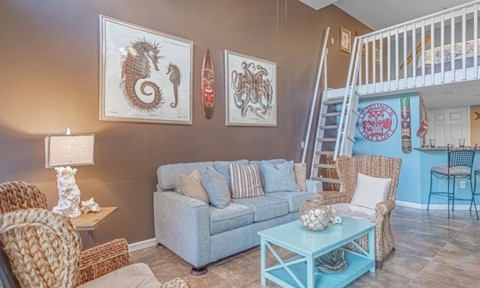 Galveston Condo | Tiki Loft 1-bedroom plus a loft condo in Galveston at Maravilla