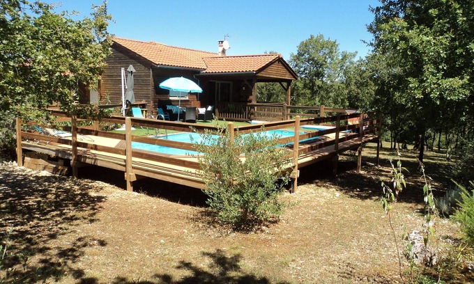 Vers House | Timber frame house with garden