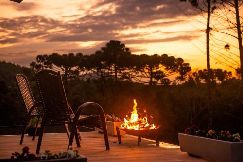 Monte Verde Cabin | Timber Lodge Camanducaia