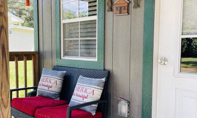 Plymouth Cottage | Tiny Farmhouse Haven!