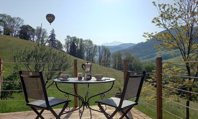 Flumet Cabin | Tiny House à la Montagne Avec vue sur le Mont Blanc