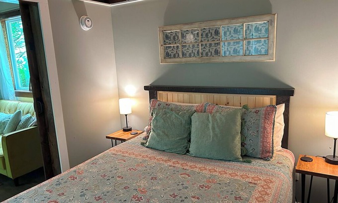 Greenwich House | Tiny House on the Battenkill River