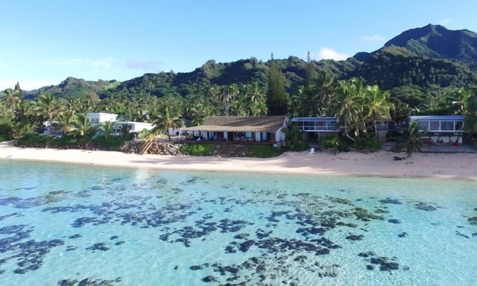 Takitumu District Villa | Titikaveka District home on the beach