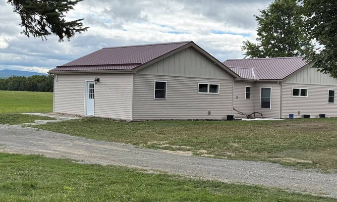 Ellenburg Depot Bed & Breakfast | TKW Farms Four Season B&B on the edge of the Adirondacks. Pet Friendly