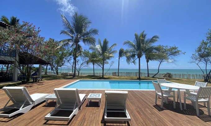 Tatuamunha House | Toca do Tatu - Charming house standing on the sand