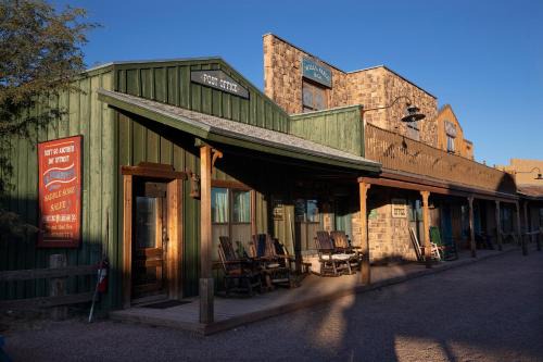 Tombstone Resort | Tombstone Monument Guest Ranch
