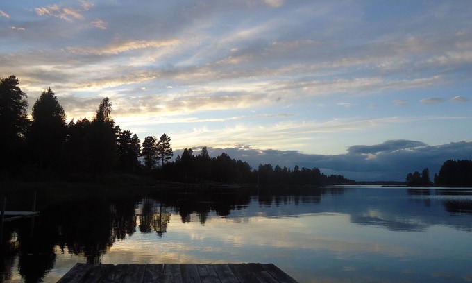 Solleron Cabin | 'Tomtebo' - Cosy lake view cabin in Gesunda, Mora