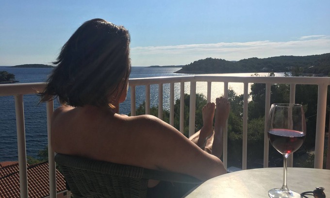 Blato Apartment | Top apartment for 2, southern location, right on the sea, boat dock, bike hit!
