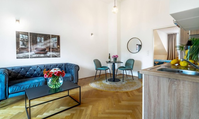 Krems an der Donau Apartment | Top Floor Apartment with Terrace, King Bed & Air Conditioning in Krems City