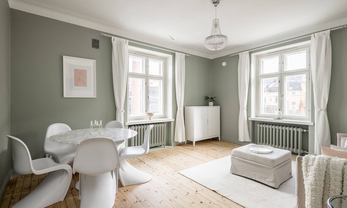 Kamppi Apartment | Top floor apartment with 3 bedrooms in the heart of Helsinki