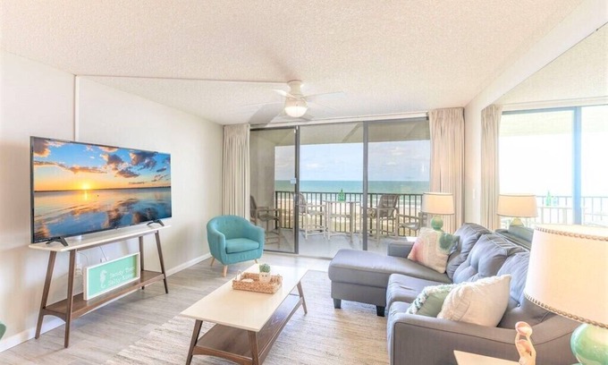 Port Canaveral Condo | Top Floor DIRECT View | Gorgeous Sunny Oasis on the Beach!