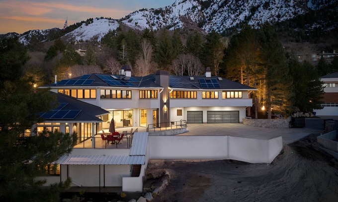 Olympus Cove Villa | Top Olympus Luxury Estate Spa+Pool+Pickleball+more by RedAwning