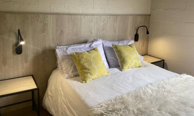 Guatape Cabin | Top Spot! 2BR Lodge for 6 - Jacuzzi, Kayak and more