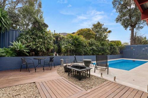St. Georges Basin House | Topsy Turvey by Experience Jervis Bay
