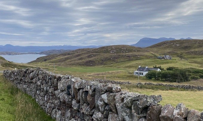 Clachtoll Cottage | Torran Cottage - The Highland Cottage with a Piano