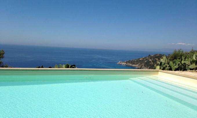 Villaggio delle Mimose Villa | Torre delle Stelle, private sea view villa - sunny aspect and large pool - sleep