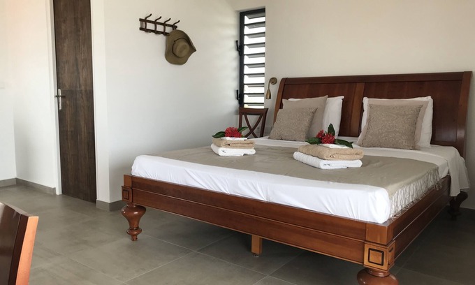 Jan Thiel Apartment | Towersuite 5 minutes walk from the Jan ThielnBeach (studio)