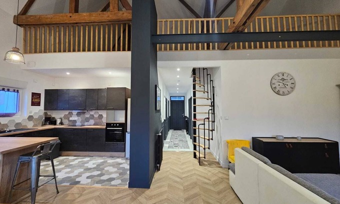 La Garnache House | Town house in the heart of La Garnache, 20min from the beaches.